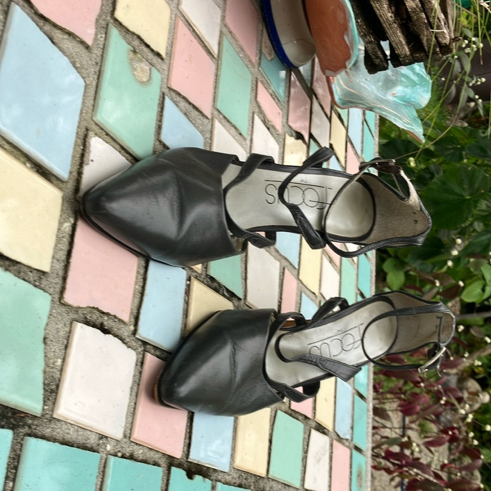Gray heel with straps